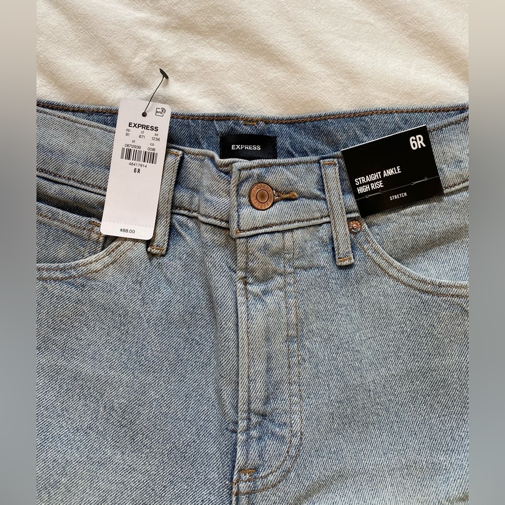 Express Straight Ankle High Rise 6R Jeans